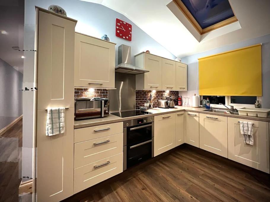 Countryside In The Town. Apartment Shrewsbury Luaran gambar